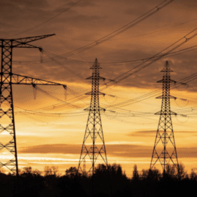 gia-dien-hai-thanh-phan-thu-nghiem-cua-evn-va-vai-tro-chien-luoc-cua-bess