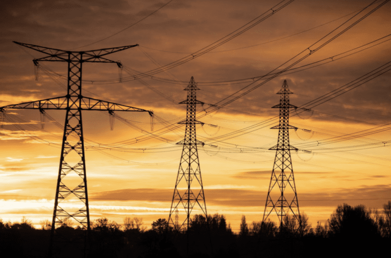 gia-dien-hai-thanh-phan-thu-nghiem-cua-evn-va-vai-tro-chien-luoc-cua-bess