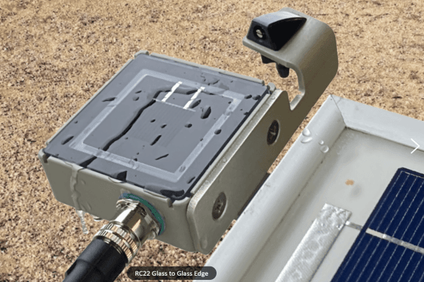 Cảm biến bức xạ mặt trời Atonometrics RC22 PV Reference Cell 8 Cổng kết nối chuẩn M12 của cảm biến bức xạ Atonometrics RC22 Modbus RS485