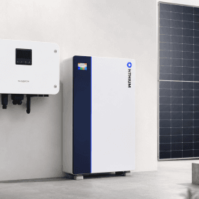 Cấu hình chi tiết các thiết bị trong gói combo điện mặt trời Hybrid gia đình bao gồm Inverter biến tần Sungrow, hệ thống pin lưu trữ điện Hithium và tấm pin mặt trời chính hãng.